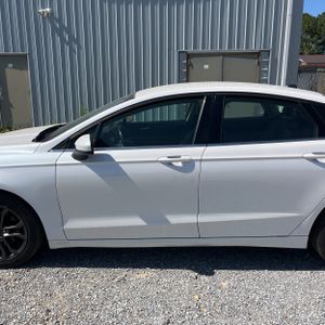 FORD FUSION SE - 4