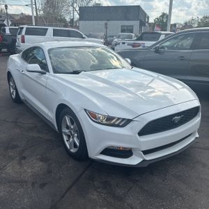 FORD MUSTANG V6 - 10