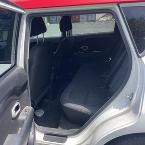 2017 KIA SOUL + — миниатюра 31