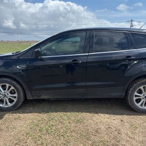 FORD ESCAPE SE - 4