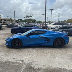 CHEVROLET CORVETTE STINGRAY - 3
