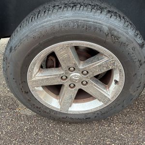 2012 RAM 1500 SLT thumbnail 19