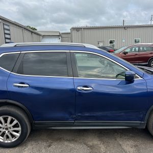 2020 Nissan ROGUE SV — миниатюра 11