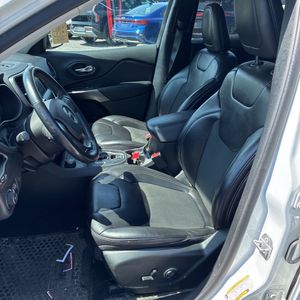 صورة مصغرة 32 لـ 2019 JEEP CHEROKEE LATITUDE PLUS
