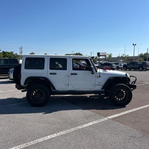 JEEP WRANGLER UNLIMITED SAHARA - 10