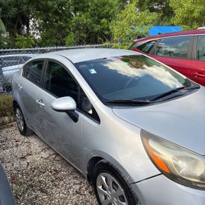 صورة 9 لـ 2013 KIA RIO LX