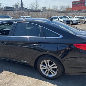HYUNDAI SONATA SE - 6
