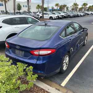 FORD FUSION SE - 8