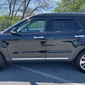 FORD EXPLORER LIMITED - 4