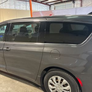 CHRYSLER VOYAGER L - 6