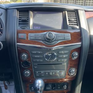 2015 Infiniti QX80 BASE thumbnail 39