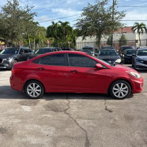 2013 Hyundai ACCENT GLS — фото 10