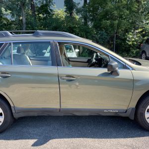 2017 Subaru OUTBACK 2.5I — миниатюра 11
