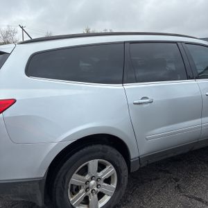 CHEVROLET TRAVERSE LT - 9