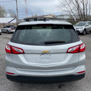 CHEVROLET EQUINOX LS - 7