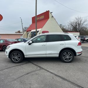 VOLKSWAGEN TOUAREG VR6 SPORT - 3