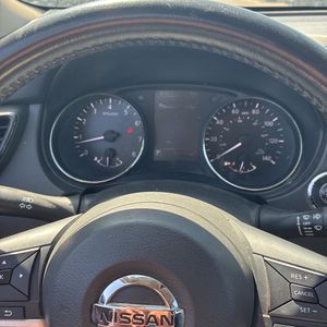 2017 Nissan ROGUE SV — миниатюра 41