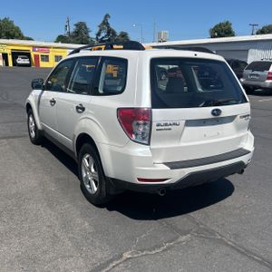 2011 Subaru FORESTER 2.5X — фото 5