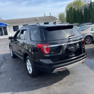 FORD EXPLORER XLT - 5