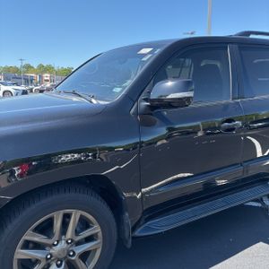 LEXUS LX 570 BASE - 2