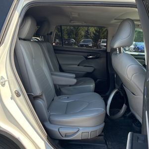 2021 Toyota HIGHLANDER XLE 缩略图 35