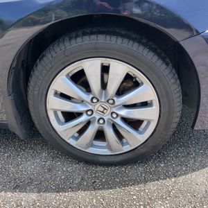 2011 Honda ACCORD EX-L V6 — миниатюра 20