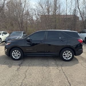 CHEVROLET EQUINOX LS - 3