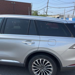 2023 Lincoln AVIATOR STANDARD photo 6