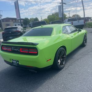 DODGE CHALLENGER R/T SCAT PACK - 8