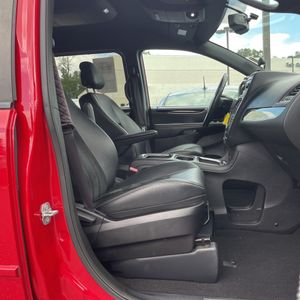 2015 Dodge GRAND CARAVAN SXT PLUS thumbnail 32