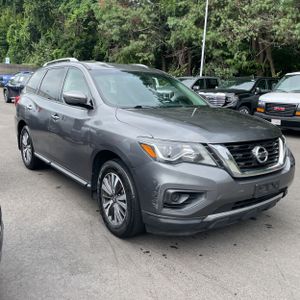 2017 Nissan PATHFINDER S 照片 10