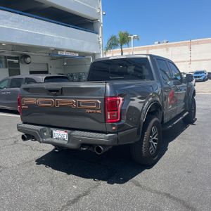 FORD F-150 RAPTOR - 8