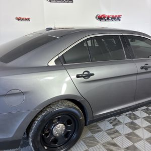 FORD TAURUS POLICE INTERCEPTOR - 8