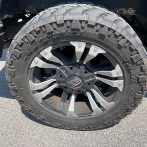 2012 JEEP WRANGLER UNLIMITED SAHARA — миниатюра 19