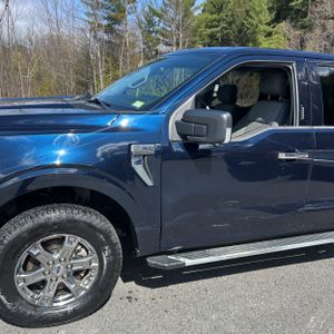 FORD F-150 XLT - 2