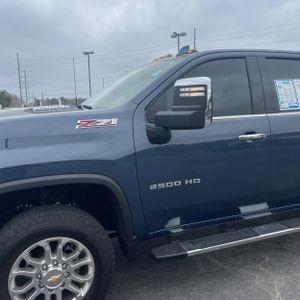CHEVROLET SILVERADO 2500HD LTZ - 2