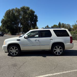 صورة 3 لـ 2007 Cadillac ESCALADE BASE