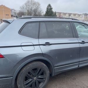 VOLKSWAGEN TIGUAN SE R-LINE BLACK 4MOTION - 9