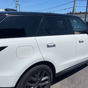 صورة 9 لـ 2024 LAND Rover RANGE ROVER SPORT P360 SE