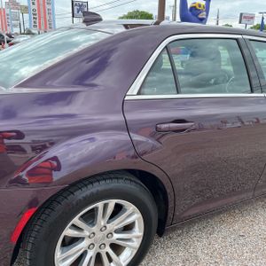 CHRYSLER 300 TOURING L - 9