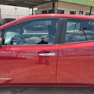 صورة 4 لـ 2013 Nissan LEAF S