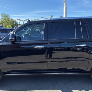 CADILLAC ESCALADE ESV PREMIUM LUXURY - 4