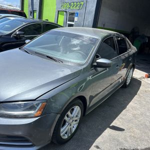 VOLKSWAGEN JETTA 1.4T S - 2