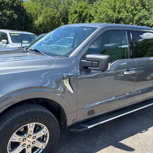 صورة 2 لـ 2023 FORD F-150 XLT