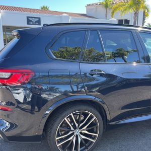 صورة 9 لـ 2020 BMW X5 M50I