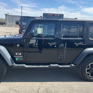 JEEP WRANGLER UNLIMITED X - 4