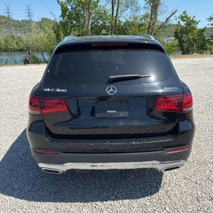 MERCEDES-BENZ GLC - 7