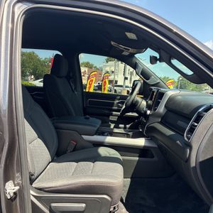2025 RAM 1500 BIG HORN thumbnail 37