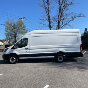 FORD TRANSIT 350 - 3