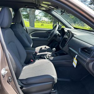 2025 Subaru FORESTER PREMIUM 缩略图 33